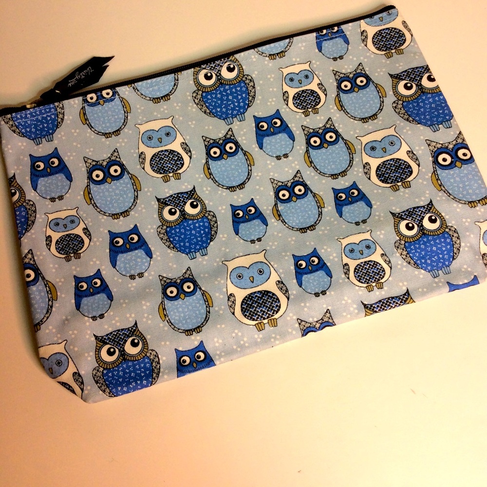 NWOT thirty-one Zippered Pouch